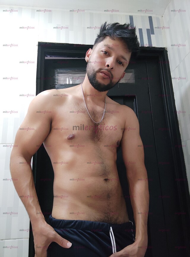 FOTOS DE ATLÉTICO SERIO VARONIL UNIVERSITARIO DISCRETO ASEADO