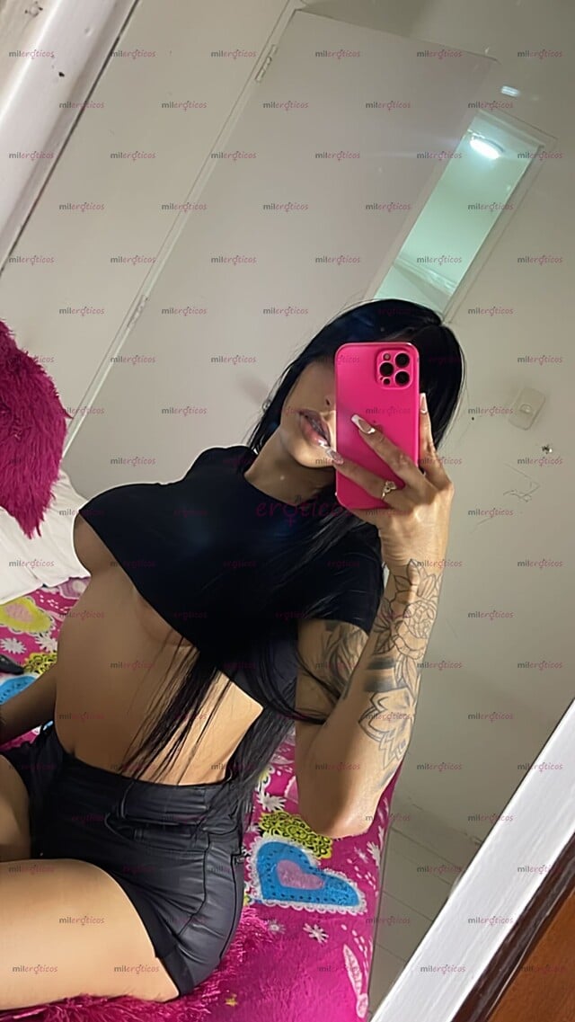 FOTOS DE NENA . ONLY FANS ! MIS VIDEOS SON DE LOS MÁS PEDIDOS EN LA PÁGINA .