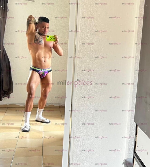 FOTOS DE NO OFERTA NO PROMO ACTIVO VARONIL GUAPO MUSCULOSO LAMPIÑO MACHO PIERNÓN NALGÓN