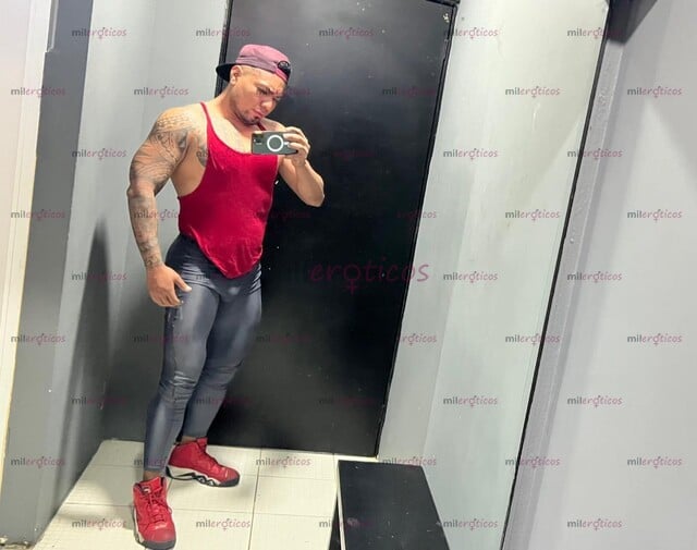 FOTOS DE NO OFERTA NO PROMO ACTIVO VARONIL GUAPO MUSCULOSO LAMPIÑO MACHO PIERNÓN NALGÓN
