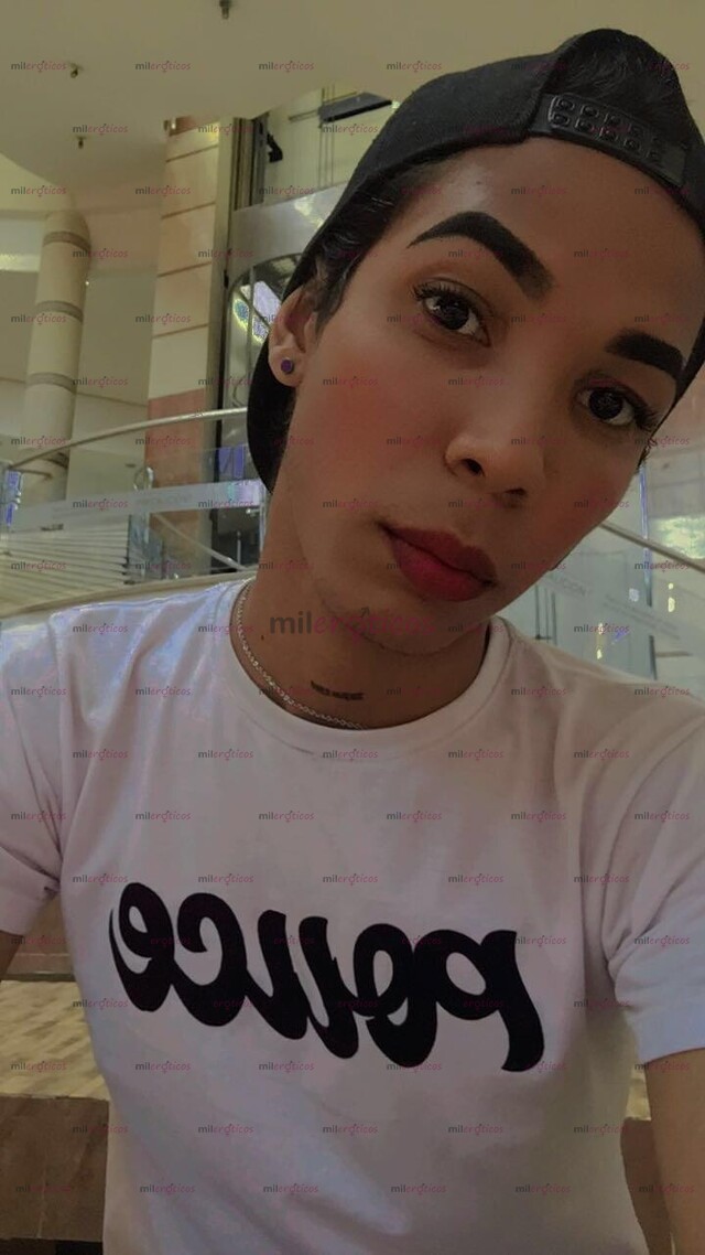 FOTOS DE UN CHICO NO BINARIO EN PROCESO HORMONAL CON GANAS DE LLEGAR HACER TODO MUJER