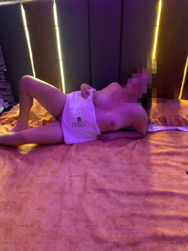 FOTOS DE ESCORT CALIENTE DISPONIBLE PARA TI PAPI, ATIENDO CON UNA HORA DE ANTICIPACIÓN