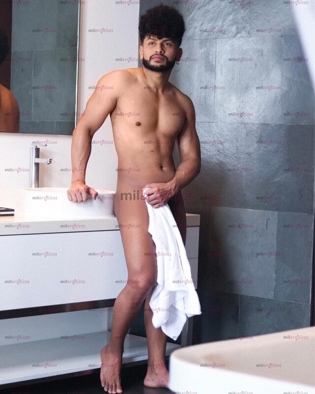 FOTOS DE ISMAEL MORENO BARBÓN DISPUESTO A SATISFACER TUS DESEOS