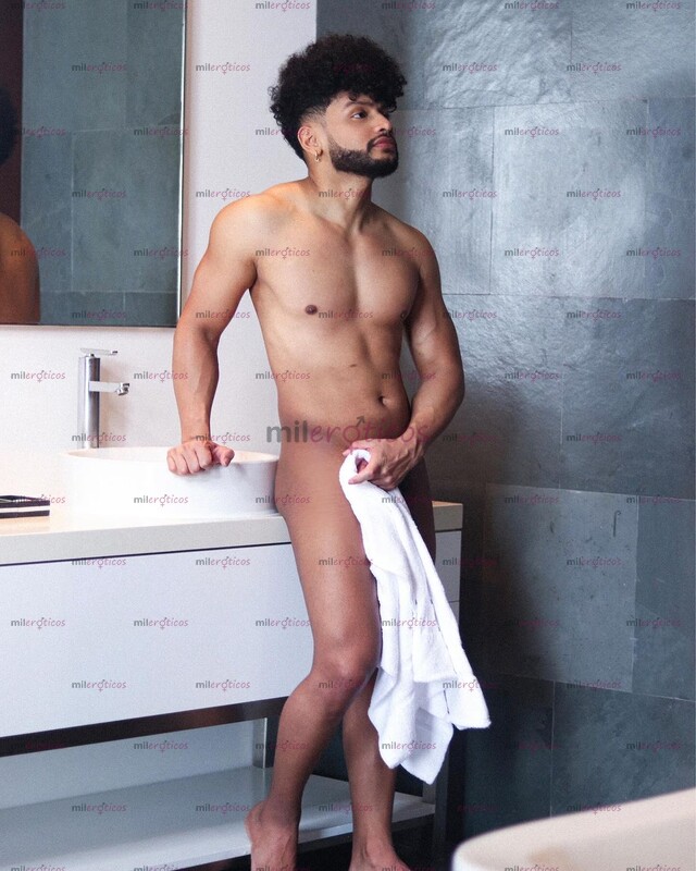 FOTOS DE ISMAEL MORENO BARBÓN DISPUESTO A SATISFACER TUS DESEOS