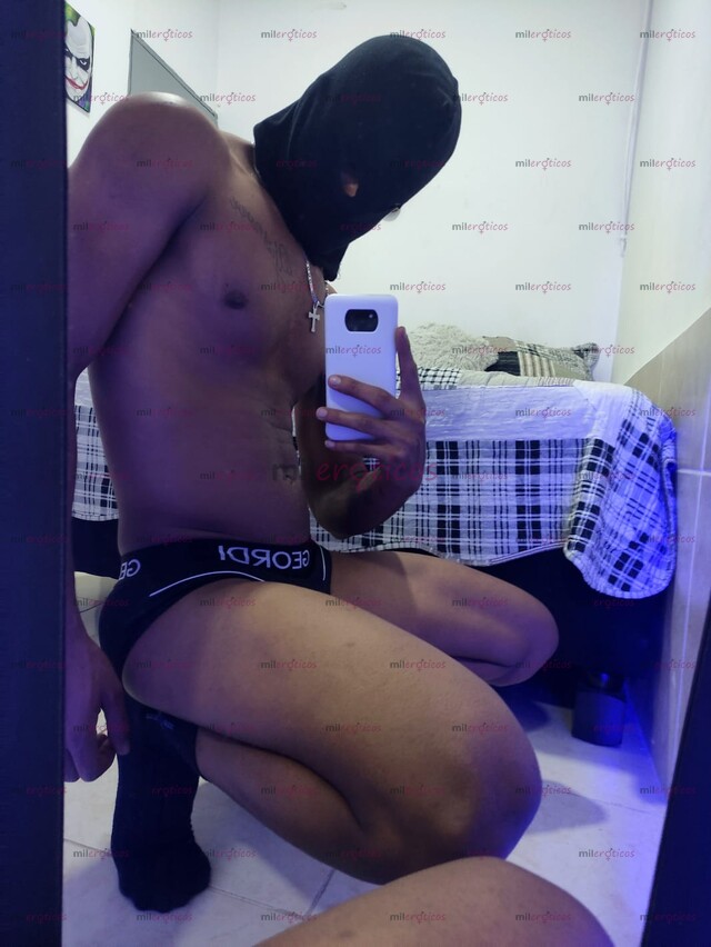 FOTOS DE VEN Y DISFRUTA CON ESTE MORENAZO NO TE ARREPENTIRAS..