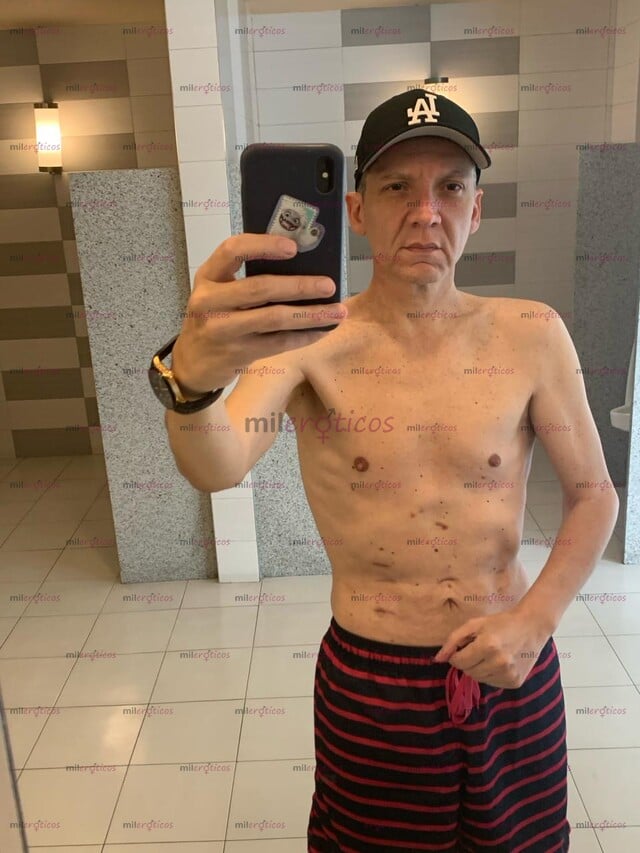 FOTOS DE HOMBRE RESPETOSO MENTE ABIERTA CON GANAS DE PASARLA MUY BIEN DOY AYUDA ECONOMICA