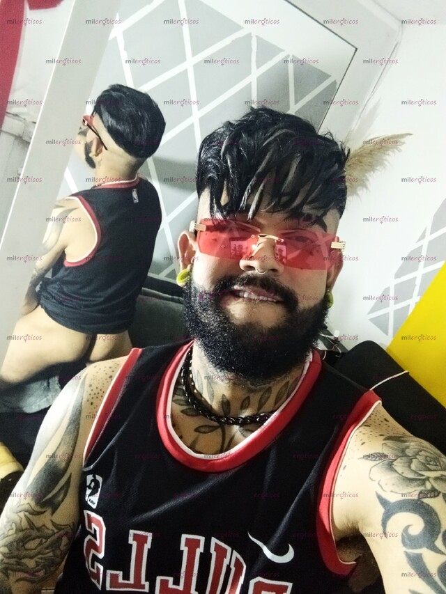 FOTOS DE MÁS QUE UNA CARA BONITA. SOY MUY MORBOSO DESEABLE FANTASIOSO FETICHISTAS