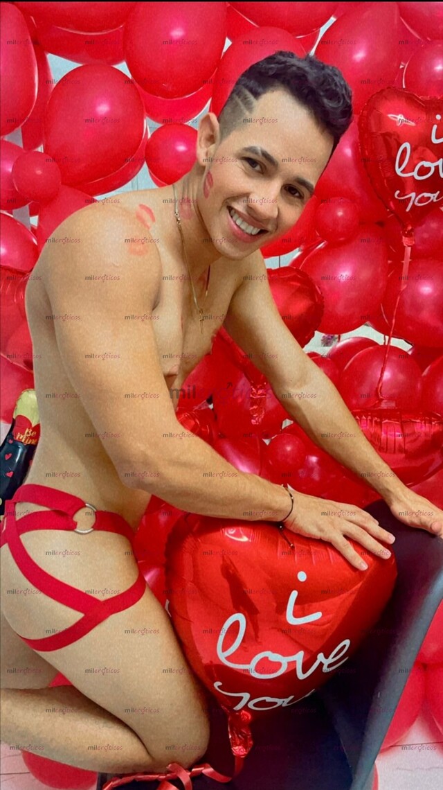 FOTOS DE JOVEN ATRACTIVO Y SEXY LISTO PARA COMPLACERTE....