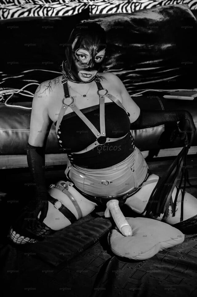 FOTOS DE FEMDOM DOMINATRIX XLILITHXX, SÓLO BD$M Y FETICHI$MO