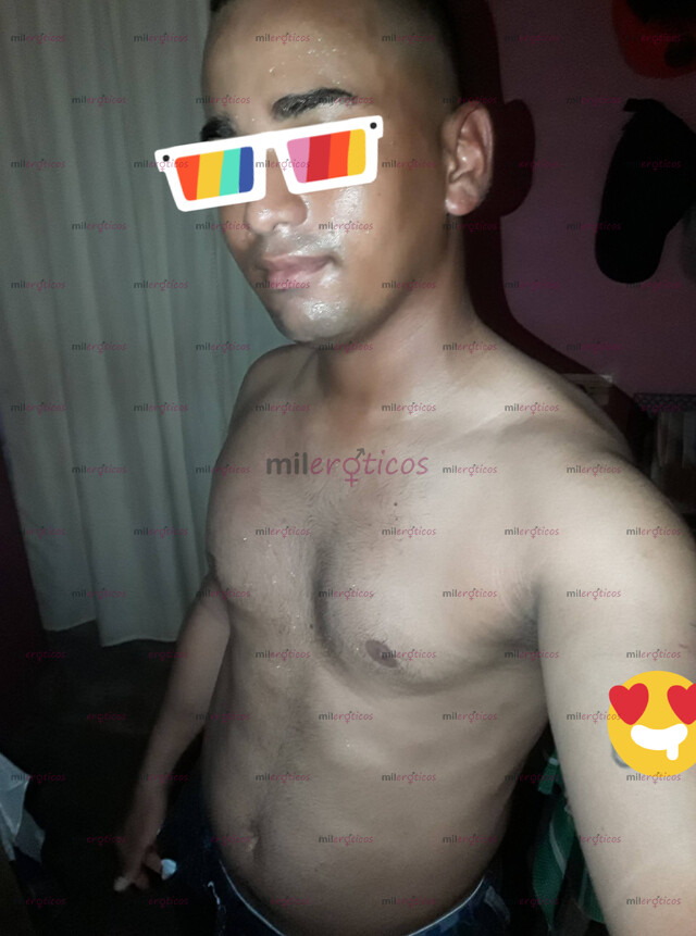 FOTOS DE MORENITO RIDER DE BUENOS RASGOS FÍSICOS