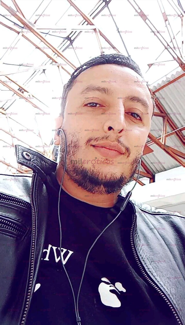 FOTOS DE HOMBRE DISCRETO. BUSCA SATISFACER TUS DESEOS