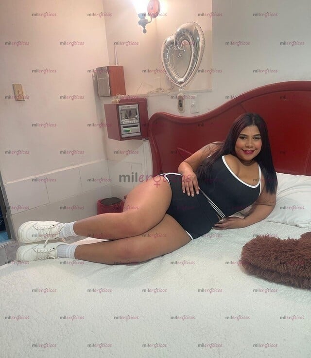 FOTOS DE CAMILA HERMOSA MORENA EXÓTICA, CON LINDO ROSTRO Y UNA HERMOSA SONRISA