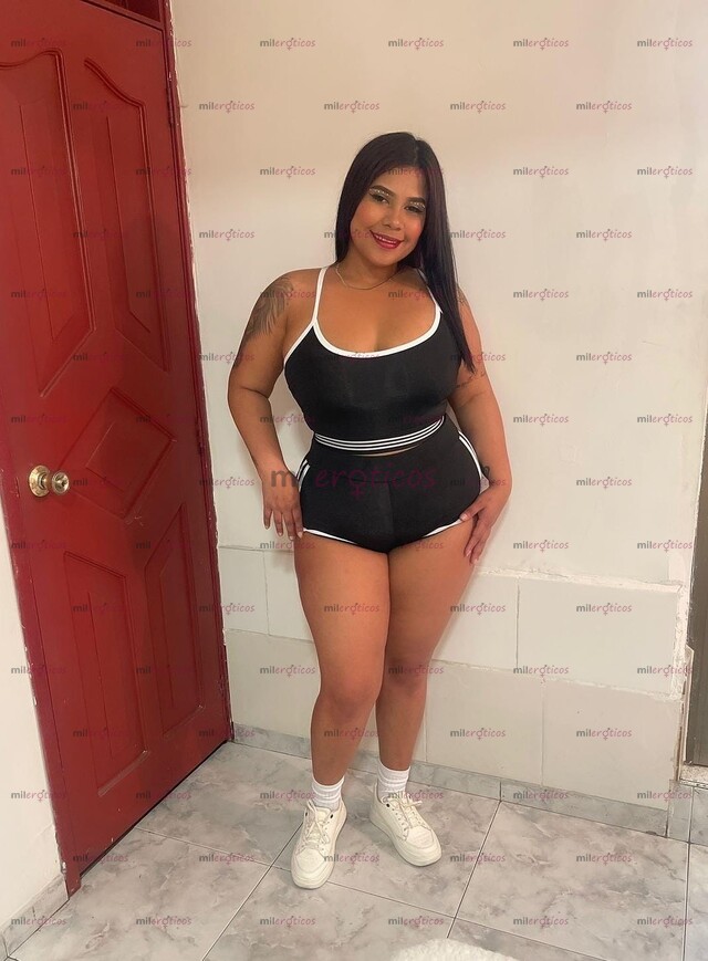 FOTOS DE CAMILA HERMOSA MORENA EXÓTICA, CON LINDO ROSTRO Y UNA HERMOSA SONRISA