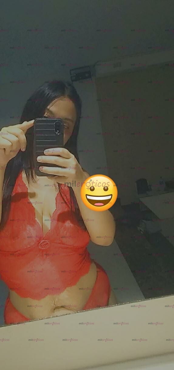 FOTOS DE PELINEGRA TROSA SEXI Y CHUPONA SOLO A DOMICILIO