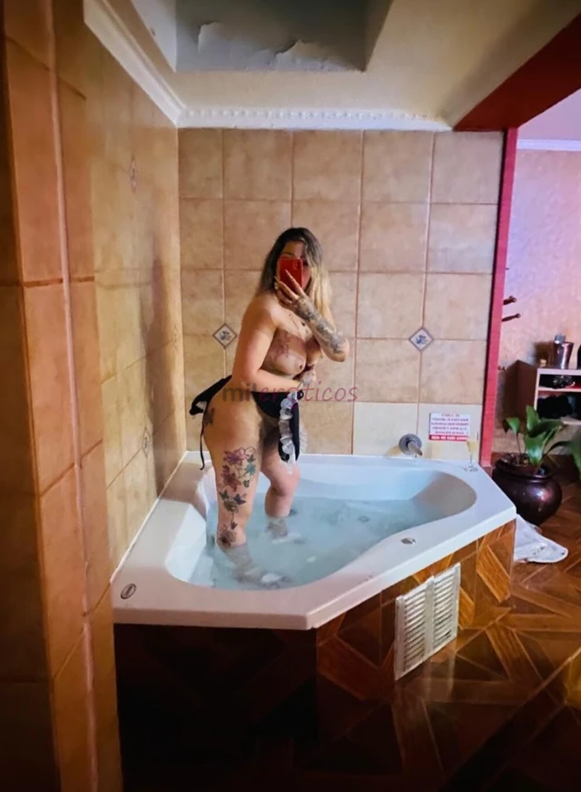 Hermosa y caliente scort llenita de ganas de sacarte todo las ganitas que tengas de acer el amor trato de polola discreta sensual trajes eroticos disf...