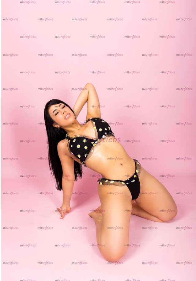 FOTOS DE SOY UNA CHICA PETTIT NUEVA DISPUESTA A COMPLACERTE