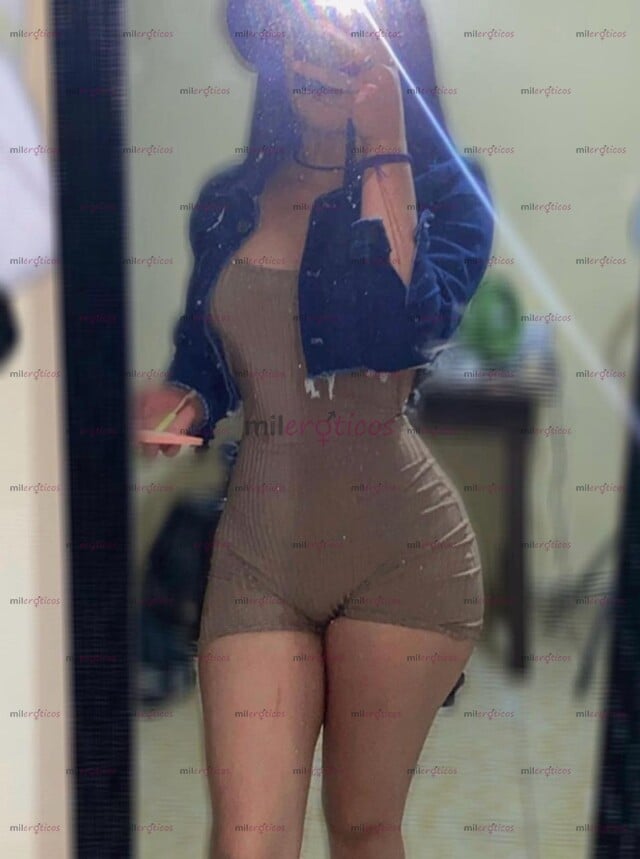 FOTOS DE 21 AÑOS CHAVITA BONITA CON TODA LA ACTUTUD CERO MAMONA