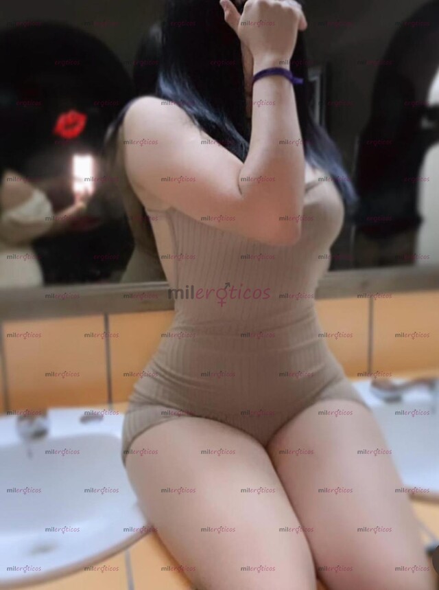 FOTOS DE 21 AÑOS CHAVITA BONITA CON TODA LA ACTUTUD CERO MAMONA