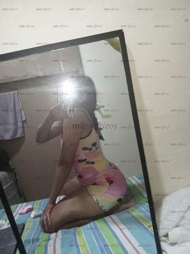 FOTOS DE HERMOSA MUJER DIVERTIDA ATRACTIVA SIMPÁTICA Y EXTROVERTIDA