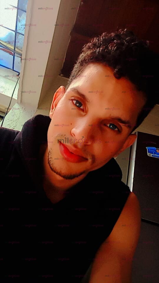 FOTOS DE SOY JOVEN DE 24 AÑOS ME GUSTA PASAR UN BUEN RATO VAMOS A COJER BIEN RICO