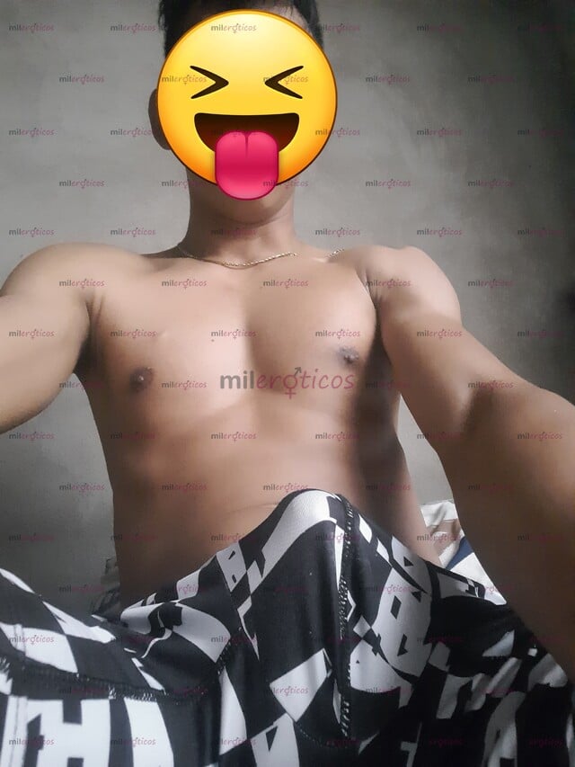 FOTOS DE CHICO VERGON CALIENTE CON GANAS DE MUCHA SEXO SOLO MUJERES $$$