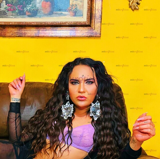 FOTOS DE VICTORIA, TRANSEXUAL DOTADA Y COMPLACIENTE!!