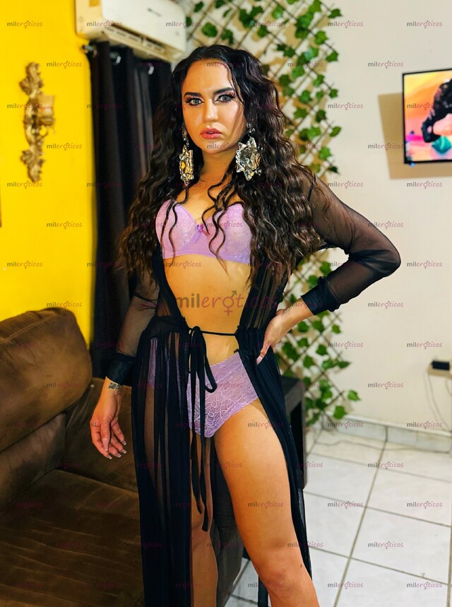 FOTOS DE VICTORIA, TRANSEXUAL DOTADA Y COMPLACIENTE!!