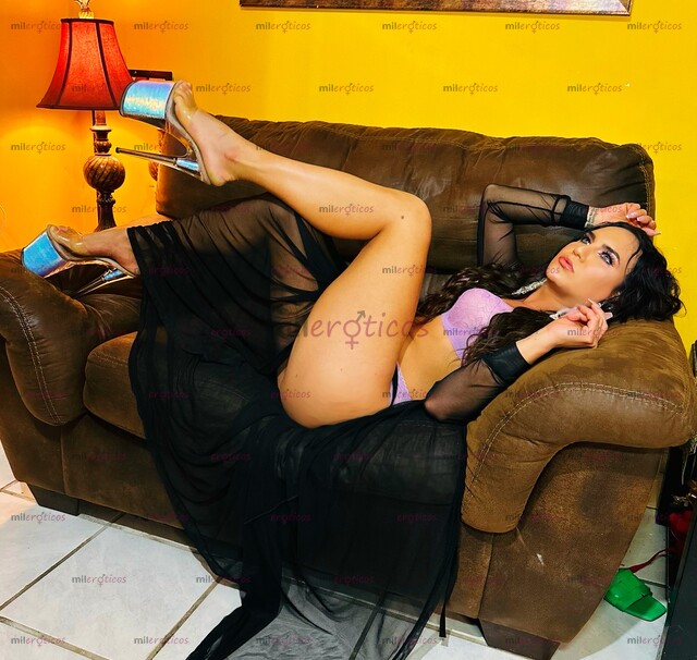 FOTOS DE VICTORIA, TRANSEXUAL DOTADA Y COMPLACIENTE!!