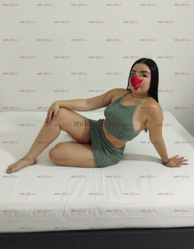 FOTOS DE MELLISA 20 AÑOS, UNIVERSITARIA CALIENTE ME ENCANTA EL SEXO CON APTO PRIVADO,
