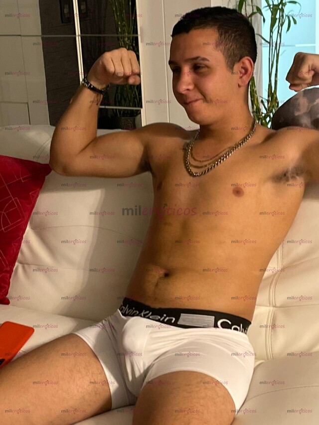 FOTOS DE YOUNG ACTIVE WITH EXPLICIT XXX CONTENT FOR ADULT COCK OF 23CM
