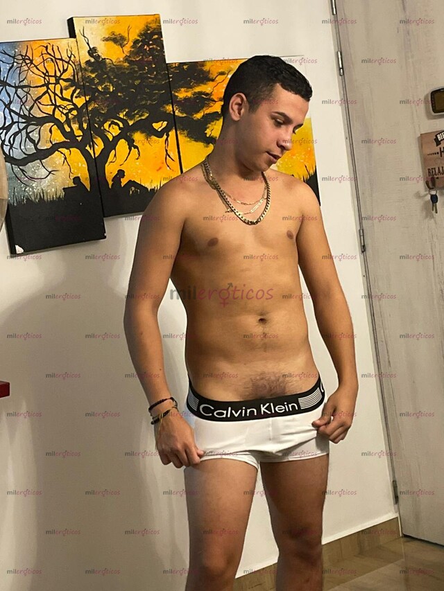 FOTOS DE YOUNG ACTIVE WITH EXPLICIT XXX CONTENT FOR ADULT COCK OF 23CM