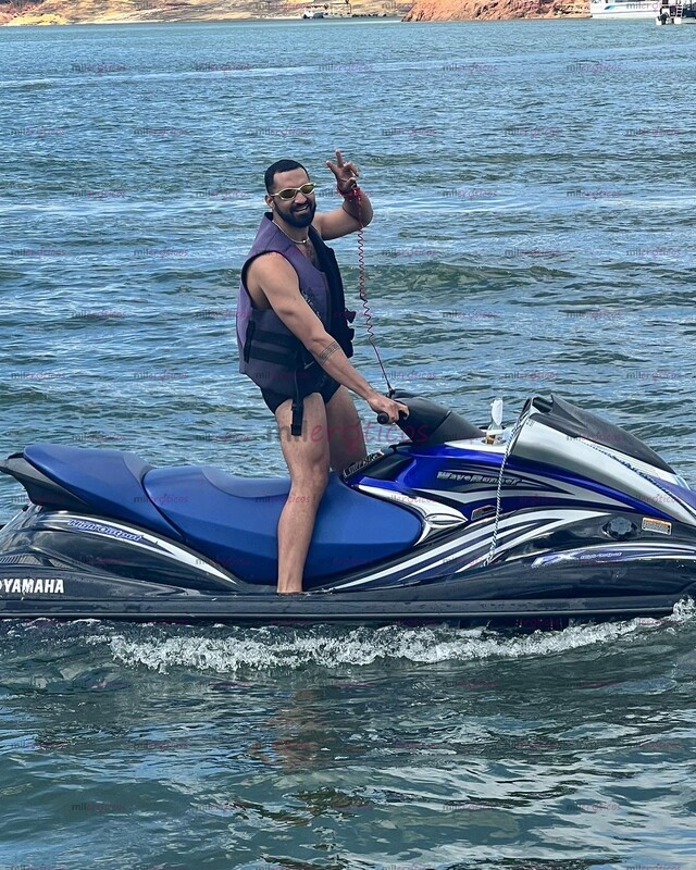 FOTOS DE CHICO LATINO VERSÁTIL BIEN DOTADO, SOLO INTERESADOS