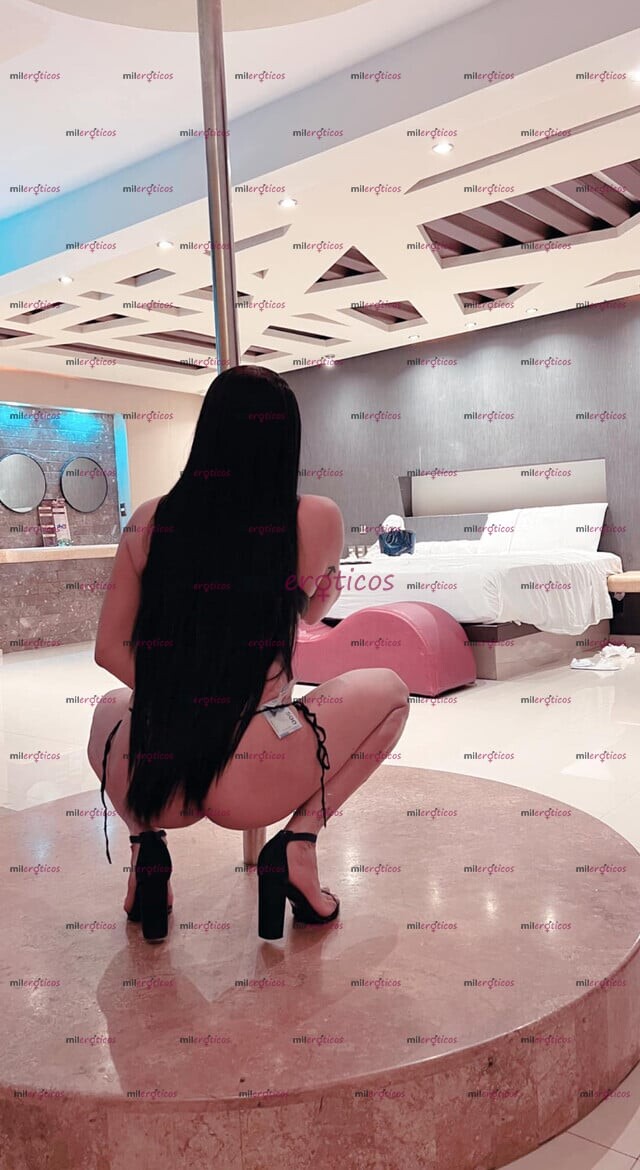 FOTOS DE LA MÁS LECHERA AH LLEGADO A TU CIUDAD VEN Y CÓMETE MI LECHE VARIAS VECES