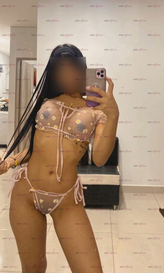FOTOS DE HOLA SOY AURA PREPAGO HERMOSA EN LAURELES LA 70 QUIERO COMPLACERTE