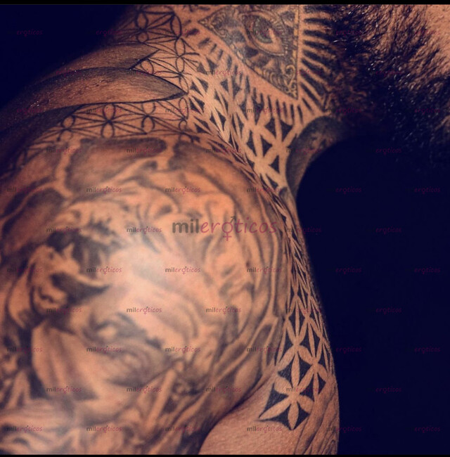 FOTOS DE MODELO FITNESS COLOMBIANO EN MEXICO DISCRETO CON DEPA PRIVADO
