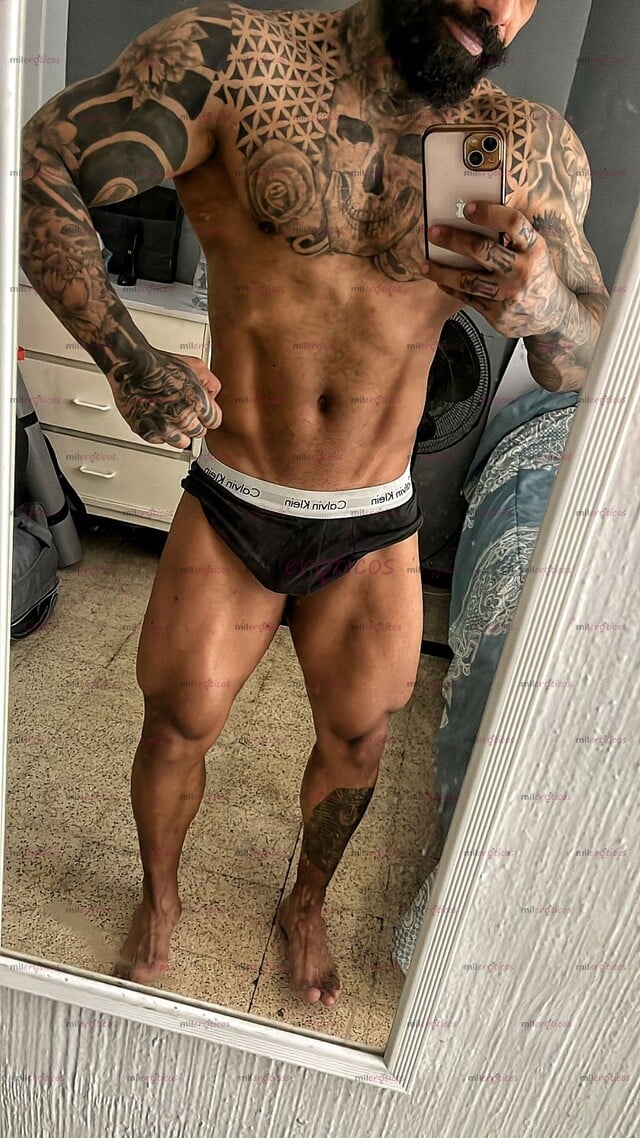 FOTOS DE MODELO FITNESS COLOMBIANO EN MEXICO DISCRETO CON DEPA PRIVADO
