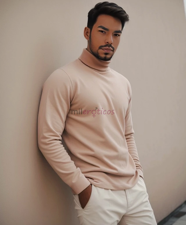 Sou especialista em sexo oral eu fazendo pau e testiculos porem pode rolar algo a mais sou super tranquilo uma sensacao unica viciante disponivel hoje...