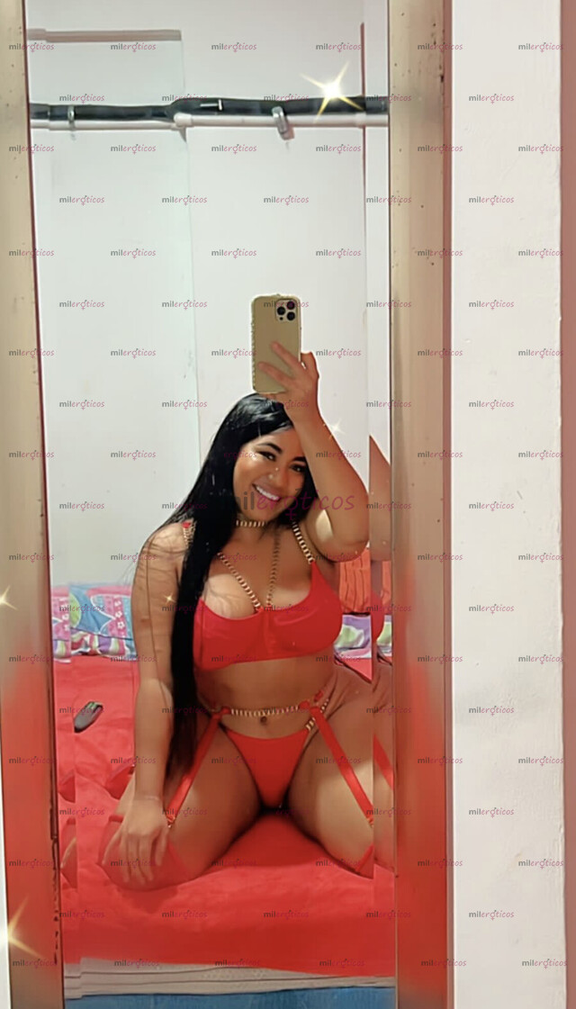 FOTOS DE VOLUPTUOSA EXPERTA MAMADORA VEN Y BÁÑAME DE LECHE