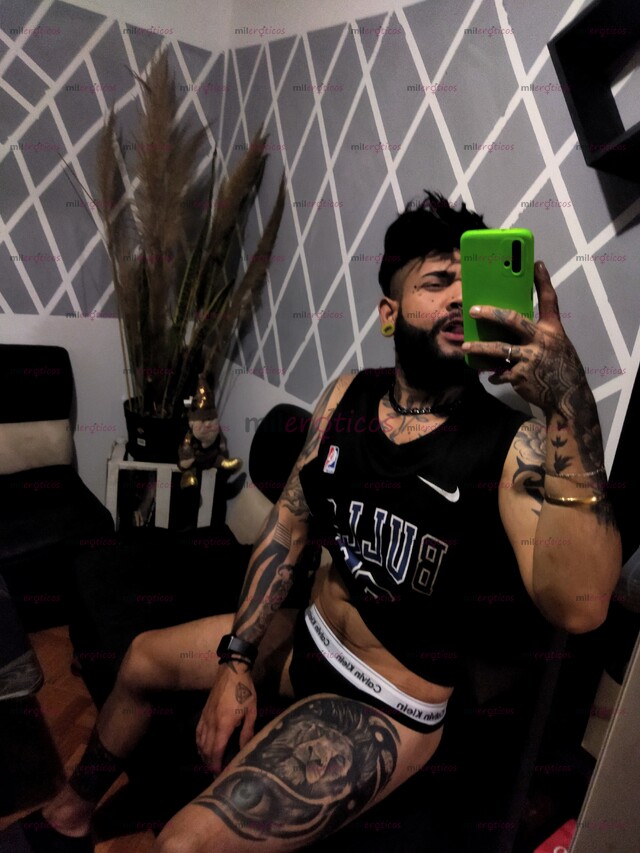 FOTOS DE CHICO TATUADO SUPER MORBOSO FANTASIOSO FETICHISTAS DISPONIBLE