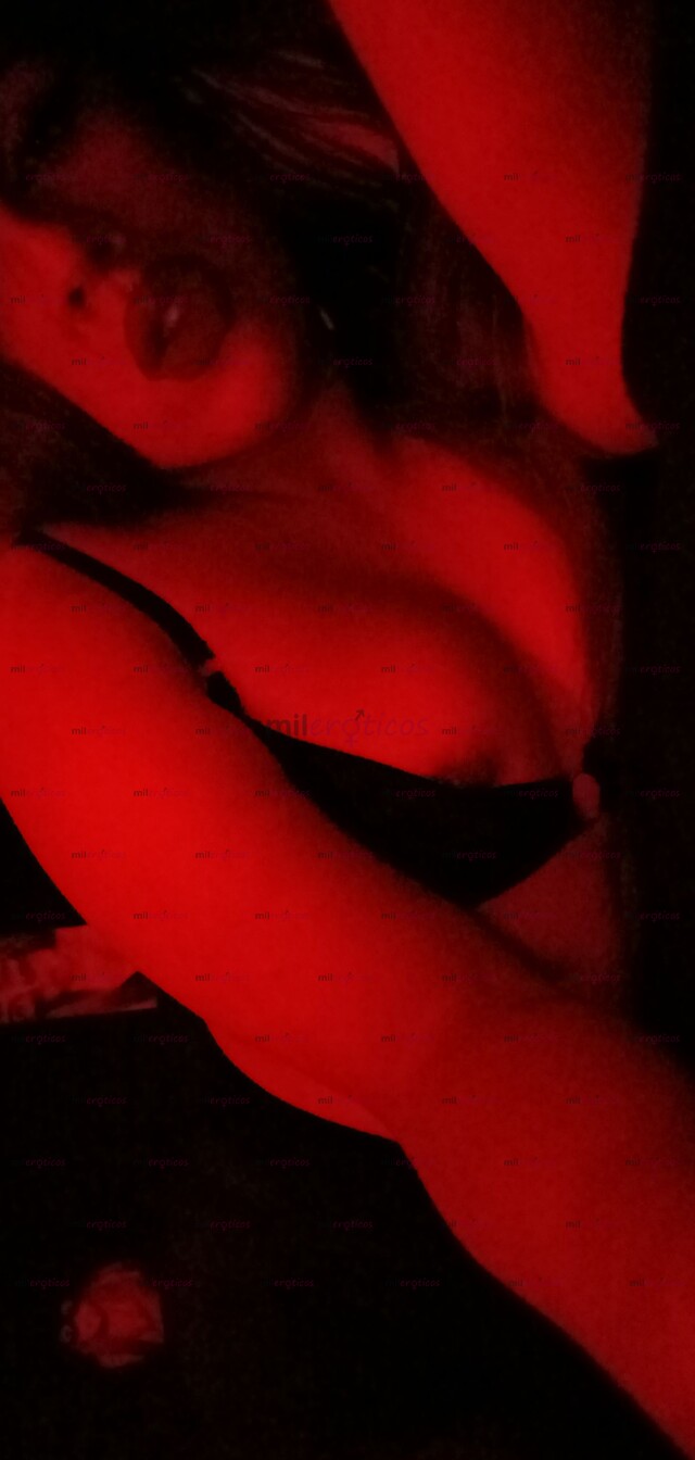 FOTOS DE HERMOSA TRAVESTI SUPER PUTONA CON GRANDES NALGAS