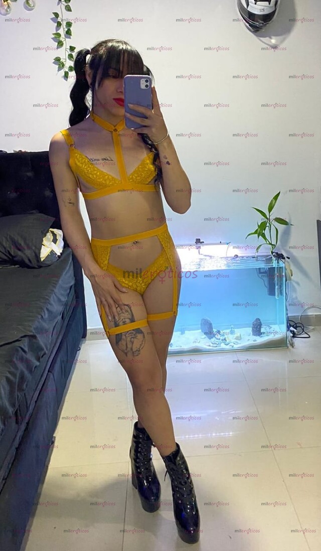 FOTOS DE HOLA MIS AMORAS CHICA SUPER FEMENINA DISPUESTA A CUMPLIR TODAS TUS FANTASIAS..