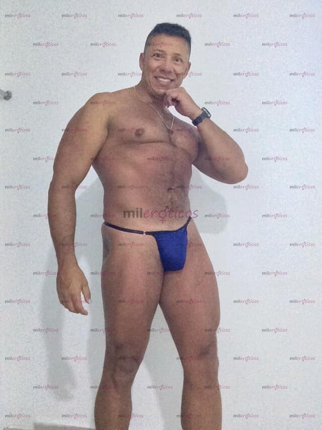 FOTOS DE MACHO MASAJISTA PARA HOMBRES CUERPO A CUERPO Y DEPILACION MASCULINA VIP