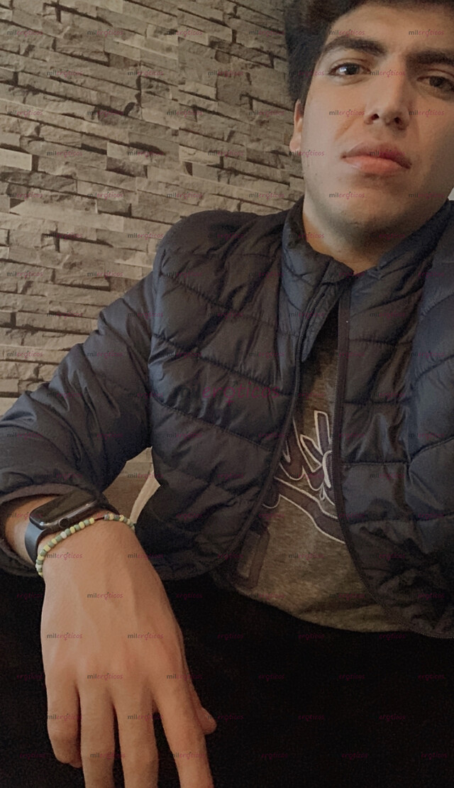 FOTOS DE JOVEN DOTADO DISCRETO ABIERTO A TODO 20 AÑITOS