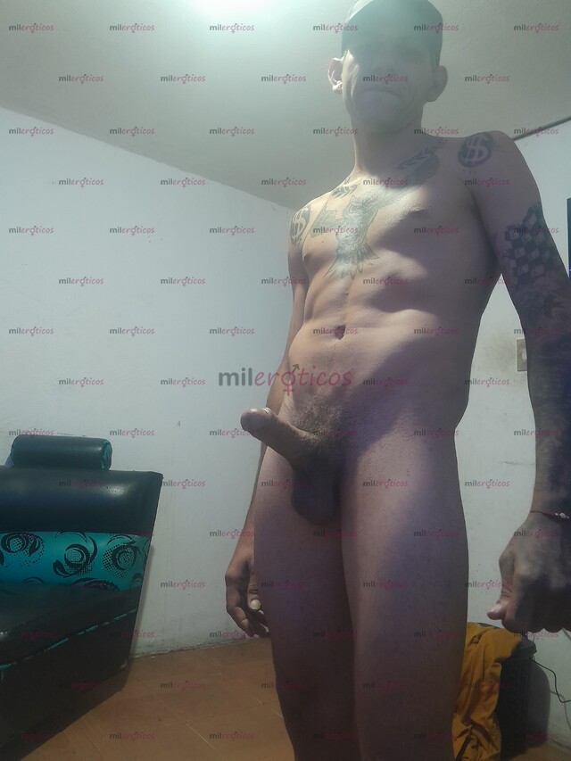 FOTOS DE MACHO ALFA DISPUESTO A CORRESPONDERTE SEXUALMENTE SÚPER ACTIVO