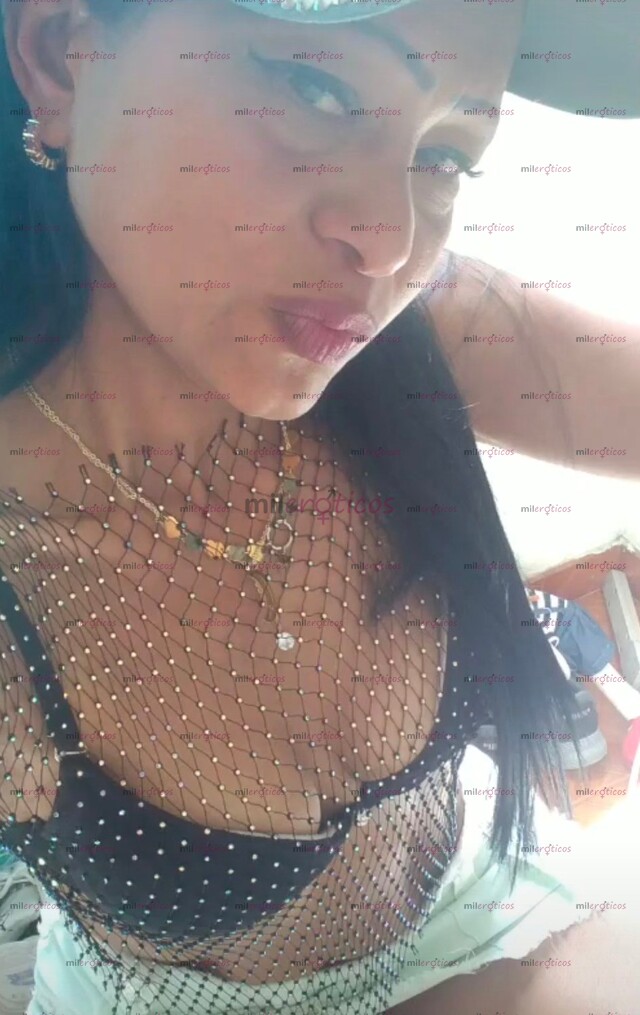 FOTOS DE KATIA EXTRAJERA MORENA SÚPER CALIENTE Y COMPLACIENTE DISPUESTA PARA TI