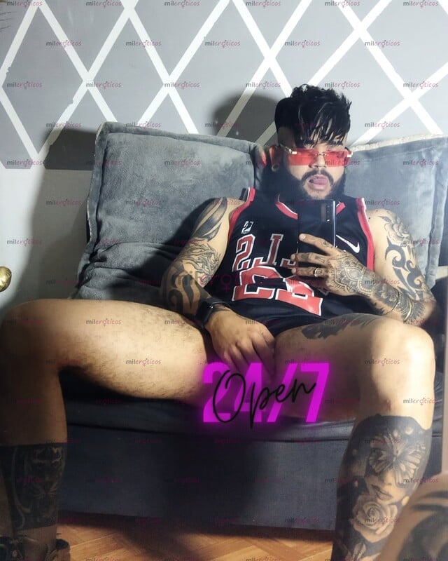 FOTOS DE MAN SERIO TATUADO FANTASIOSO MORBOSO SUL CALIENTE DISPONIBLE