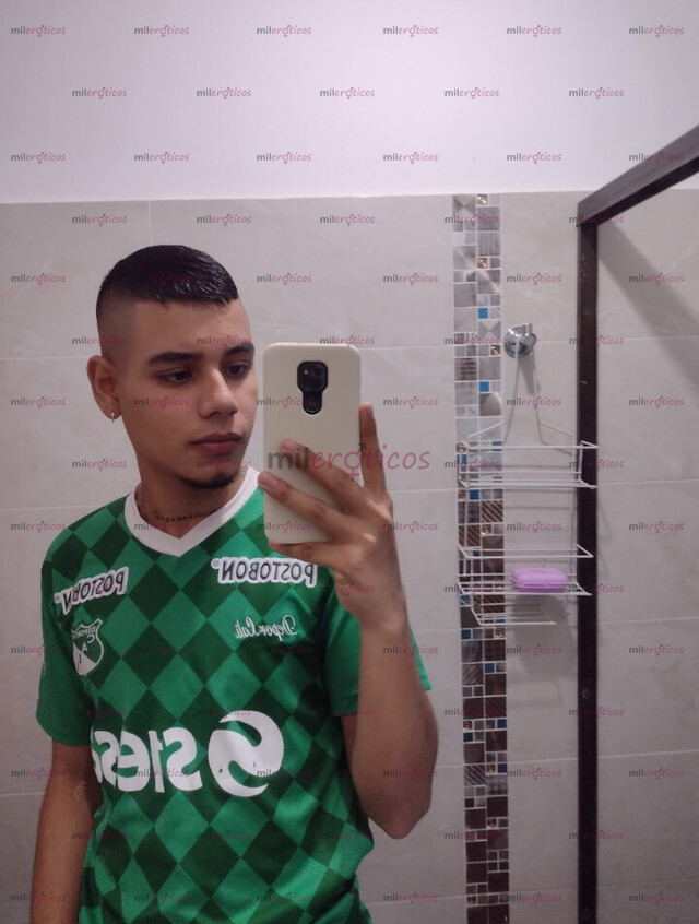 FOTOS DE CHICO CALIENTE CON GANAS DE CUMPLIR TUS DESEOS