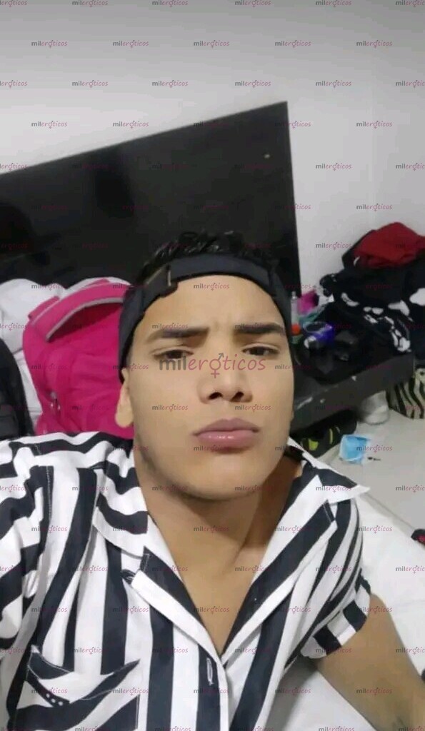 FOTOS DE HOLA SUPER COMPLACIENTE DISPONIBLE ESCRIBE AL PRIVADO