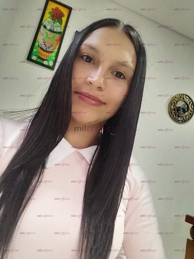 FOTOS DE LUJURIOSA Y HERMOSA DISPONIBLE PARA TI AMOR BELLO DISPUESTA ACOMPLACER