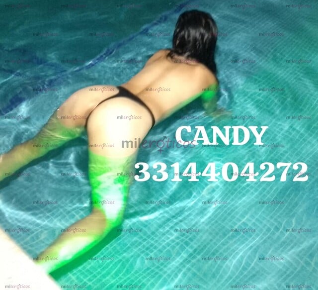 FOTOS DE %%% C A N D Y %%% CHICA TOP RICA FLAQUITA CON PUCHITA MORDELONA